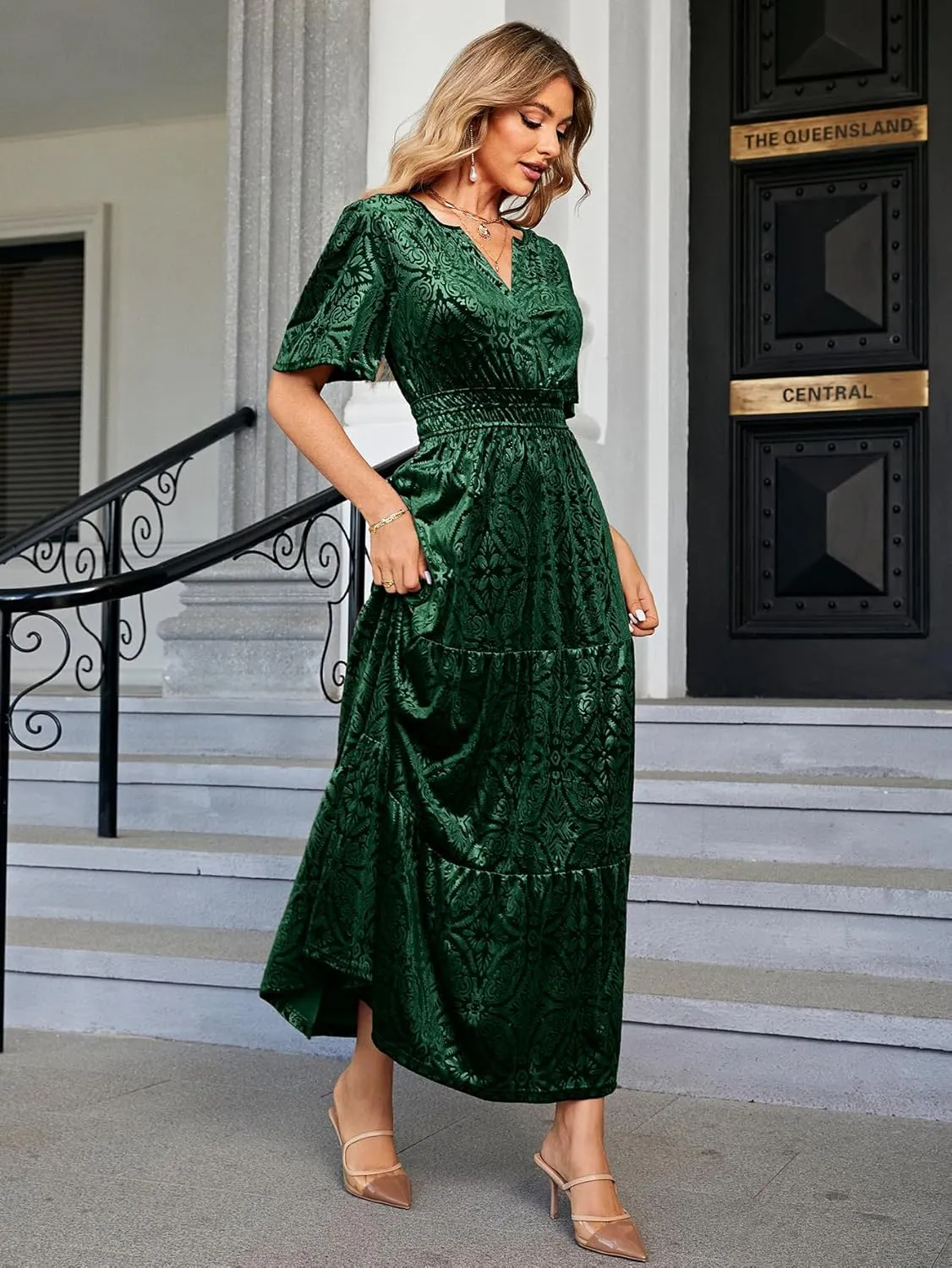 Amegoya Women's Velvet Short Sleeve V Neck Formal Wedding Guest Maxi Dresses Fall Evening Party Long Dresses