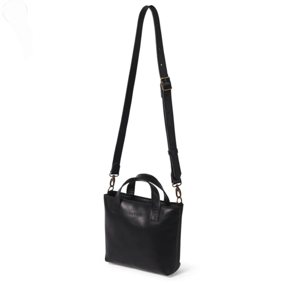 Antelo Zazi in Black