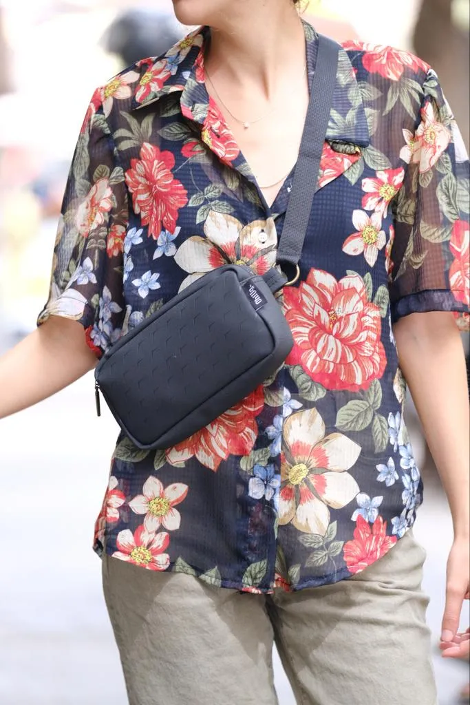 Black with Birds Texture Lawrence Fanny Pack