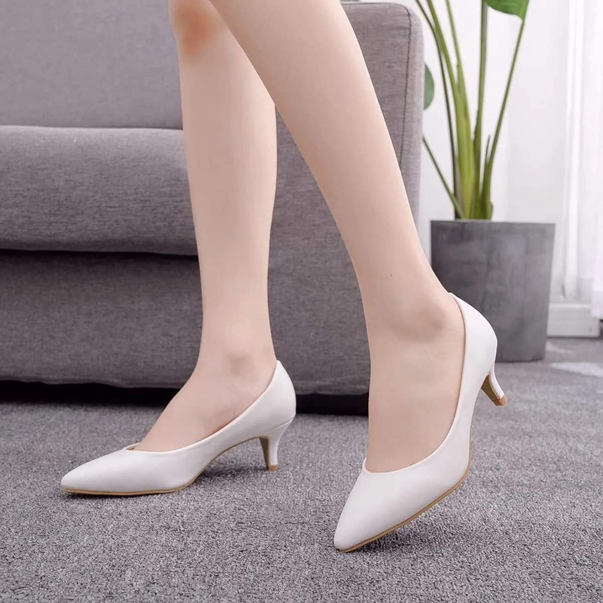 ChaiRong Zhou Women Classy Wedding Pumps, Pointy Toe Lace Flower Mid Heel Stilettos Slip on Dress Bridal Shoes