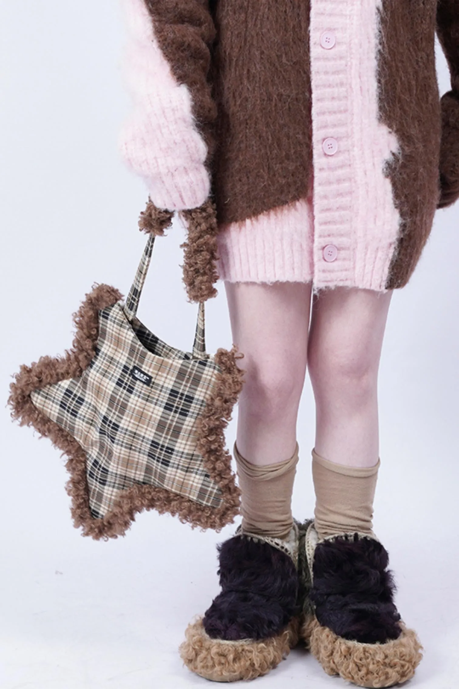 Check Fur Star Shoulder