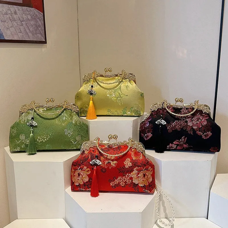 Chinese Style Embroidered Snap-button Shoulder Bags Cheongsam Traditional Exquisite Women's Handbag Red Bridal Pearl Wedding Bag