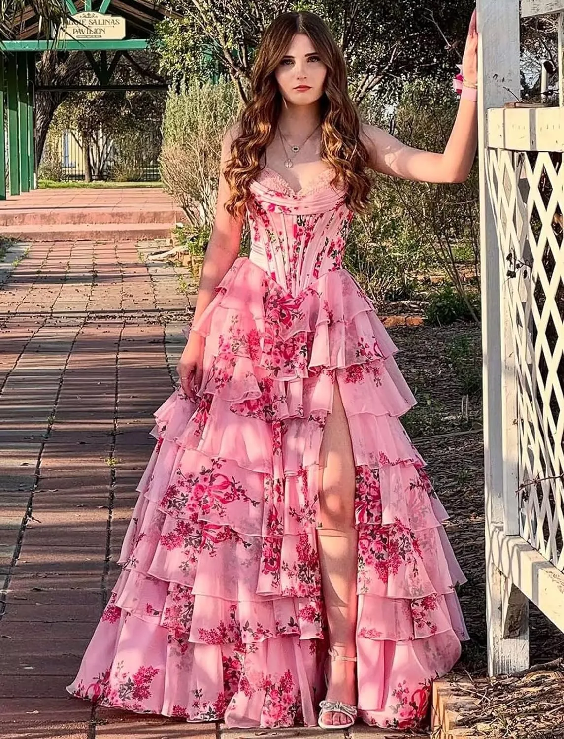 Corset Floral Tiered Prom Dresses for Women 2025 Strapless Long Ruffle Formal Evening Gowns with Slit
