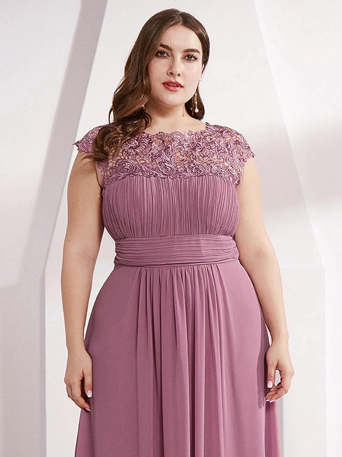 Ever-Pretty Women's Plus Size Lace Cap Sleeve Long Formal Evening Dress Maxi Dresses 09993PZUSA