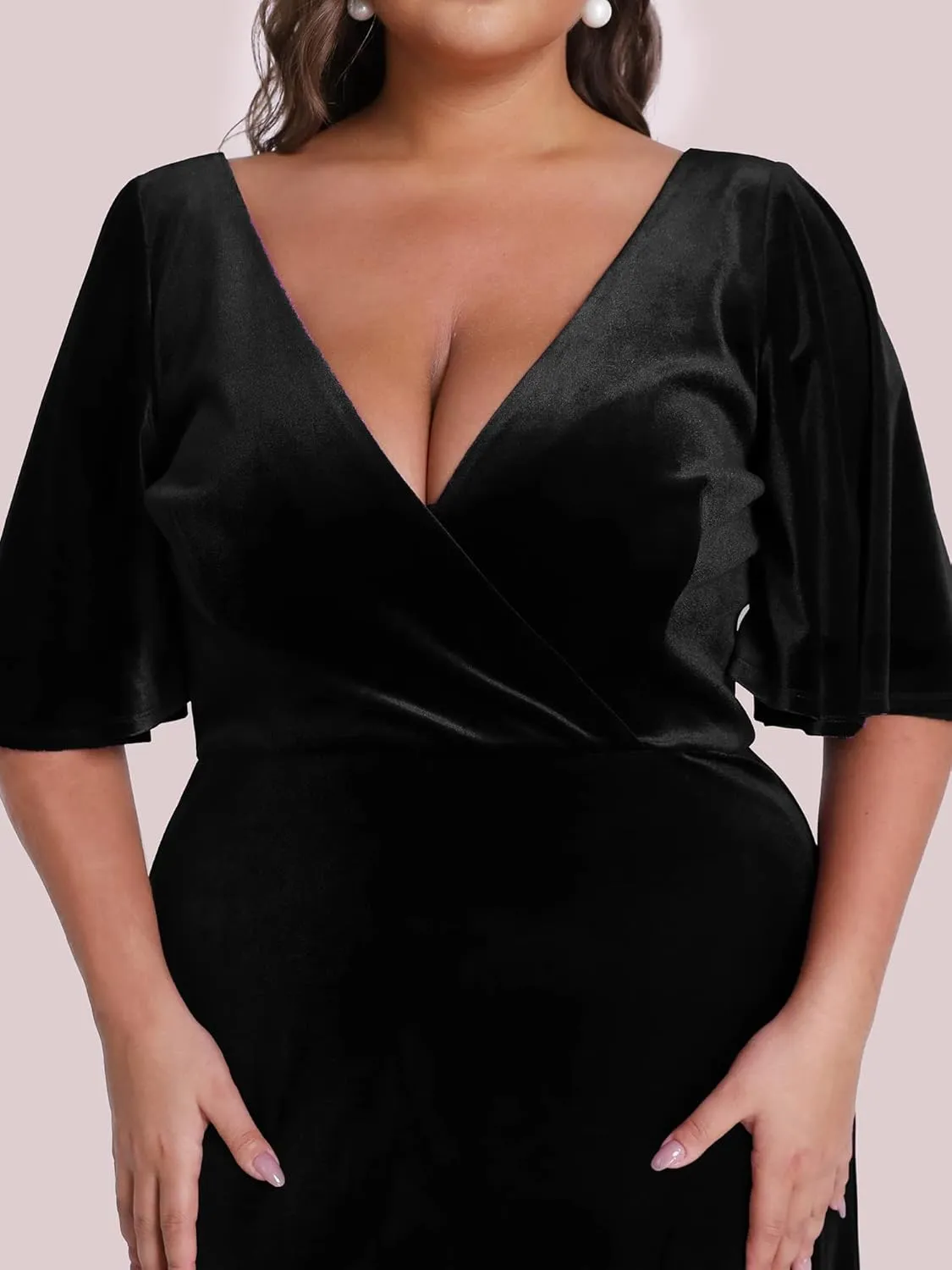 Ever-Pretty Women's Retro V-Neck Ruffles Sleeves A-line Velvet Maxi Winter Plus Size Formal Dress 00861-DA