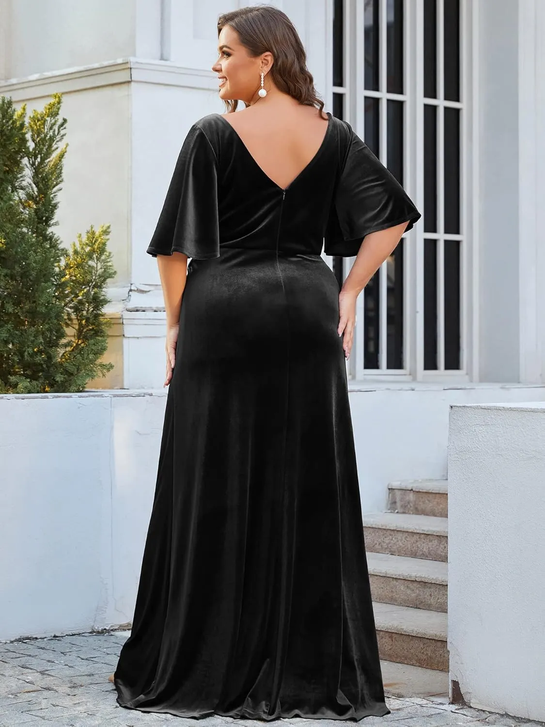 Ever-Pretty Women's Retro V-Neck Ruffles Sleeves A-line Velvet Maxi Winter Plus Size Formal Dress 00861-DA