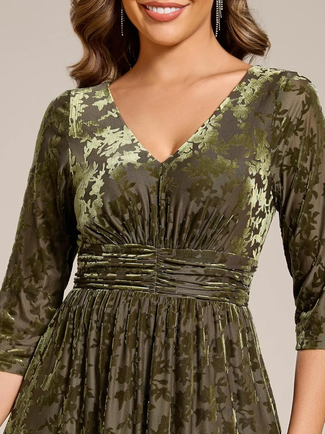 Ever-Pretty Women's Velvet V-Neck Elastic Waist A Line Long Sleeves Floral Print Formal Dresses with Pocket 02284