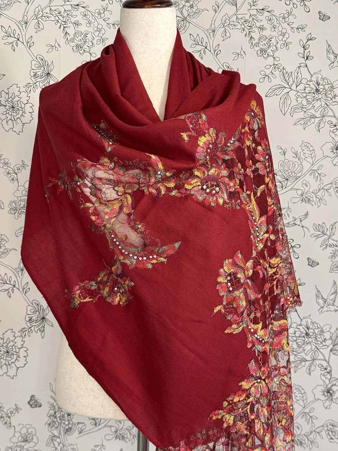 Exclusive Hand Made Ladakh Pashmina with France Calais Lace Shawl and for Evening Dress Scarf for Wedding Costume Party