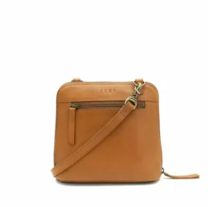 Florence med in Waxy Tan