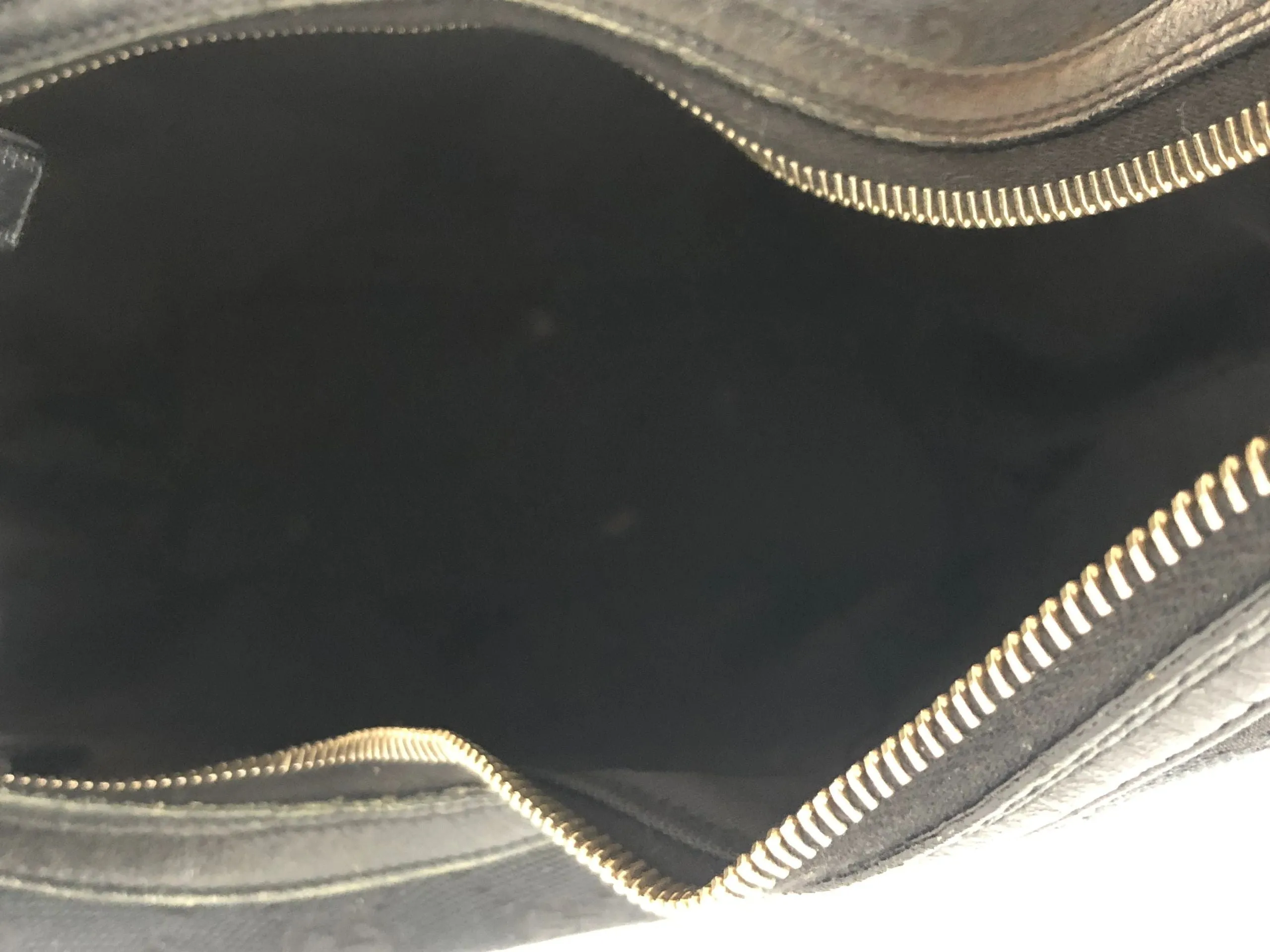 GG Canvas Shoulder Bag