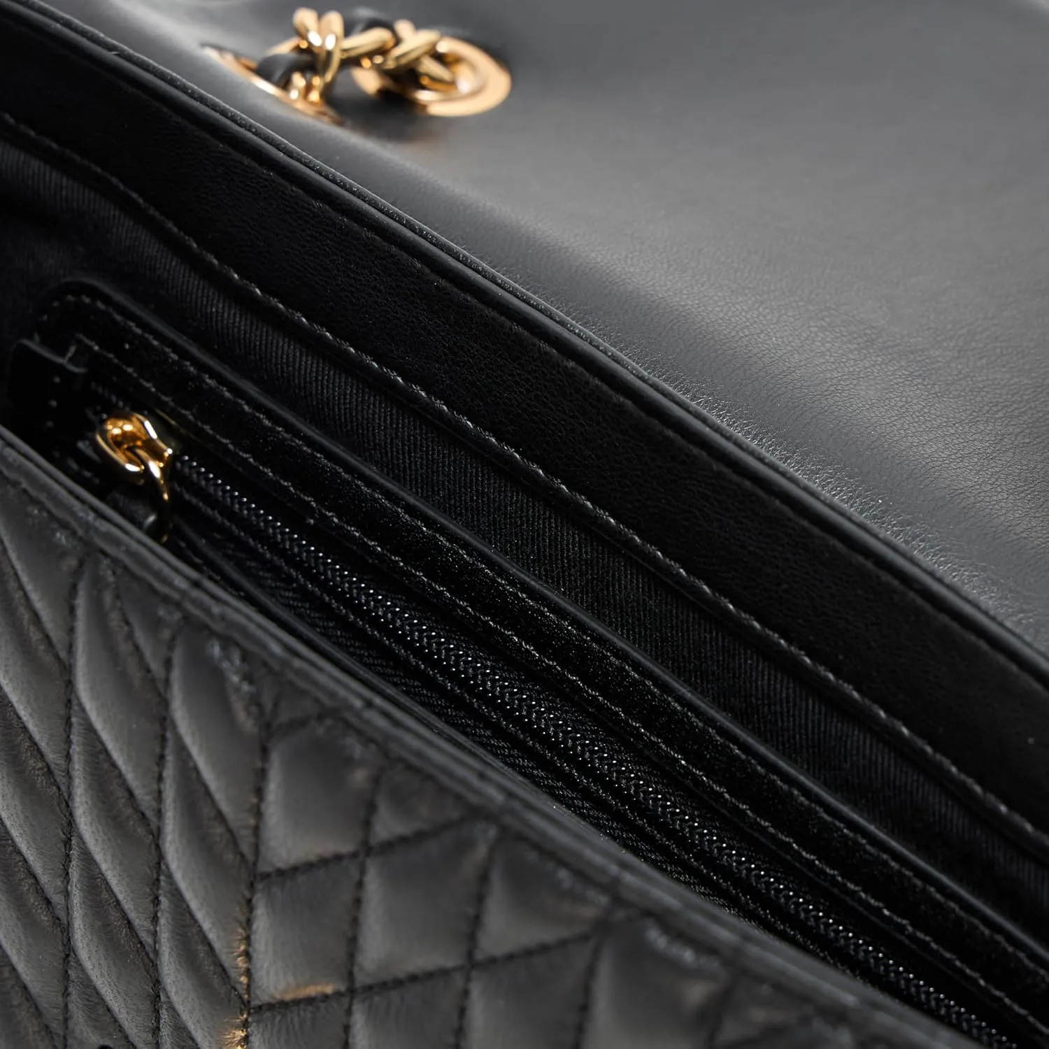 Karl Lagerfeld Paris Agyness Solid Shoulder Bag