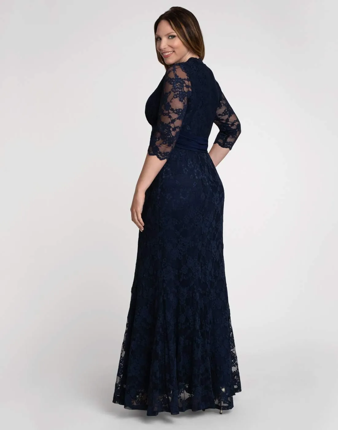 Kiyonna Women's Plus Size Screen Siren Lace Evening Gown