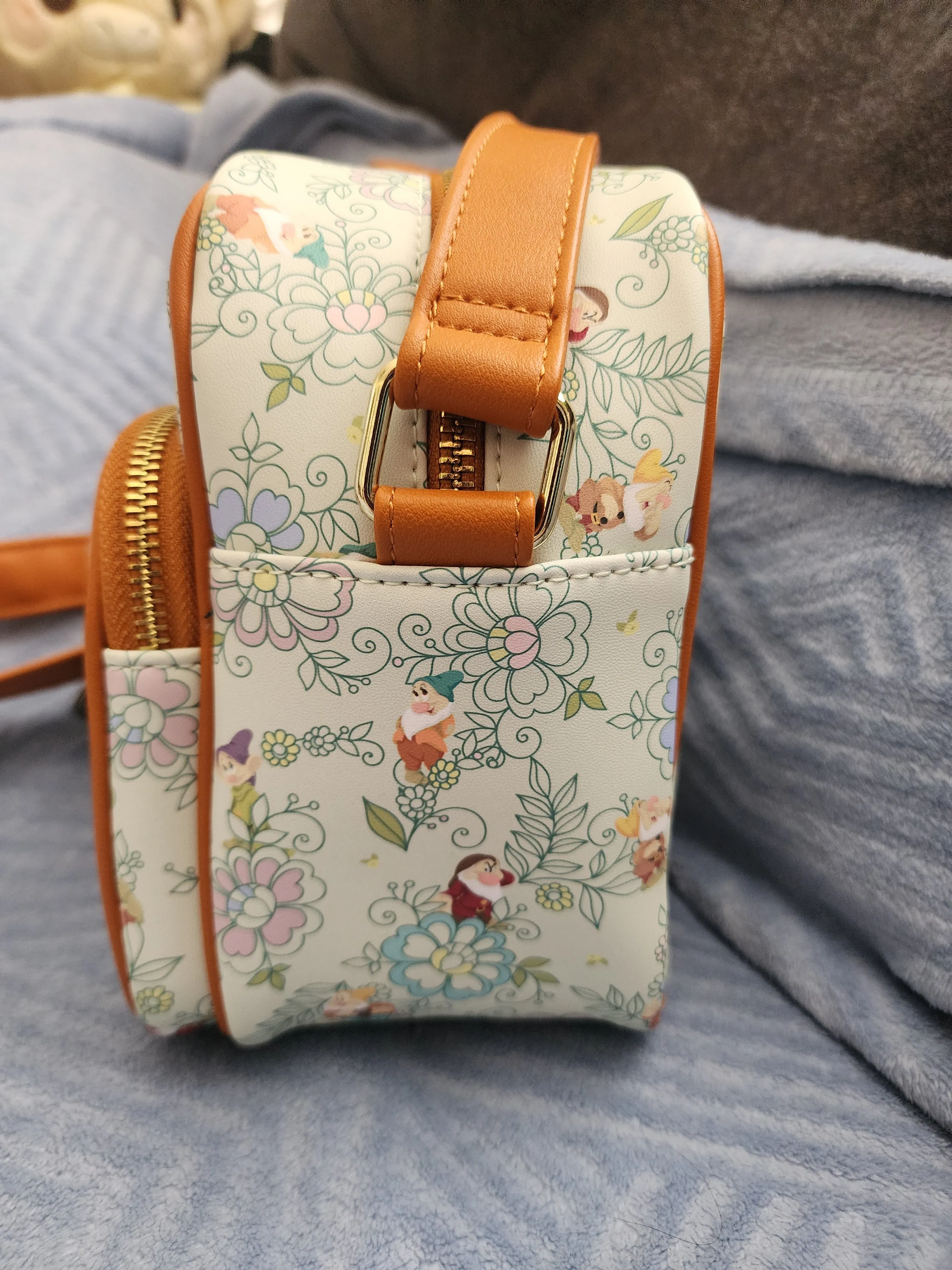 Loungefly Disney Snow White and The Seven Drawfs Floral Crossbody Bag