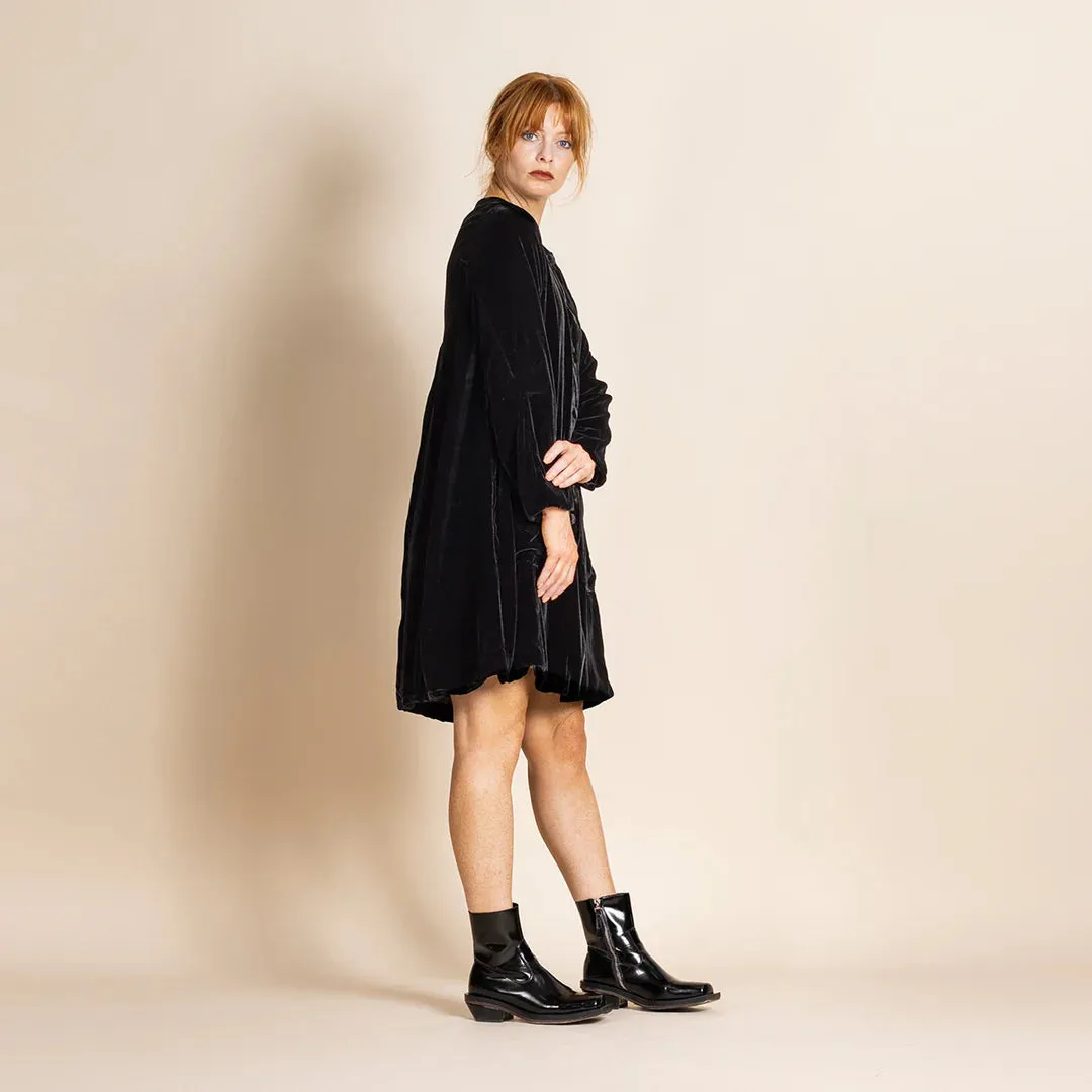 Megan Salmon - Velvet Birdie Coat. Dark green.