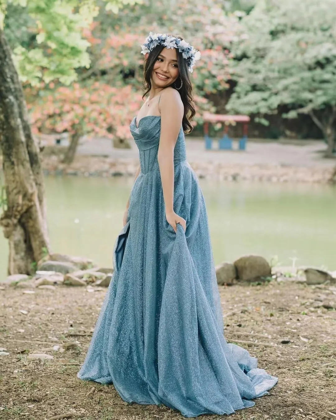 Monvelli Glitter Tulle Prom Dress Long Ball Gown 2025 Spaghetti Straps Sweetheart Formal Evening Dress with Slit