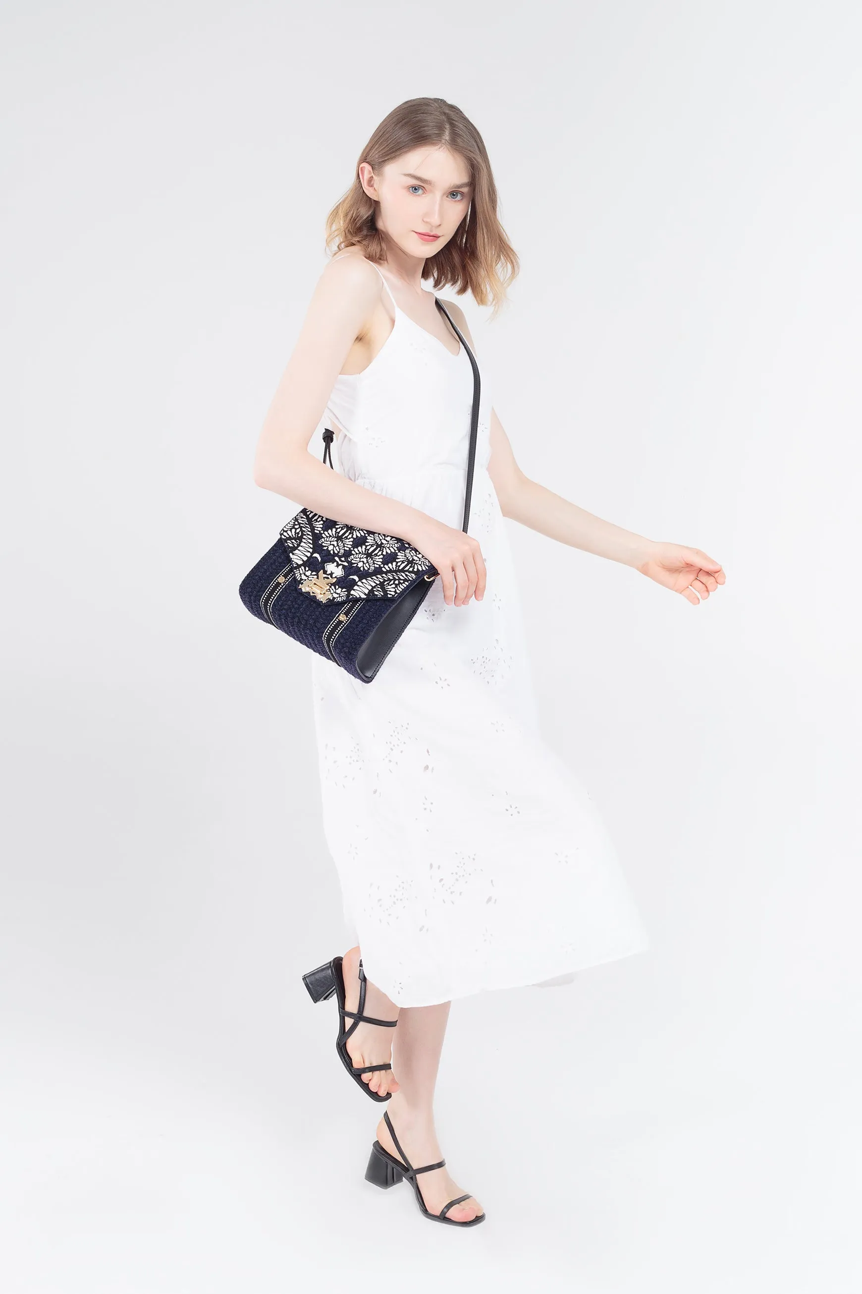 Secret Garden Fluffy Floral Crossbody bag Blue