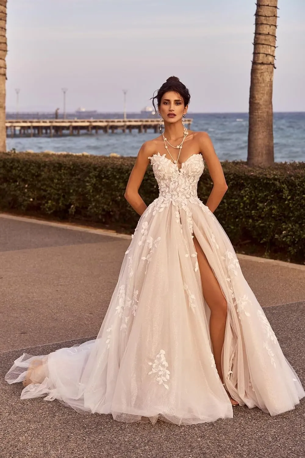 Strapless Lace Applique Wedding Dresses for Bride Long Beach Boho A Line Slit Tulle Bride Gowns