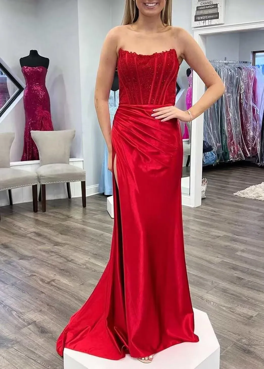 Strapless Prom Dresses 2025 Long Lace Applique Satin Mermaid Corset Side Slit Formal Evening Party Gowns for Women