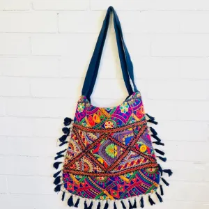 TASSELED SHOULDER BAG