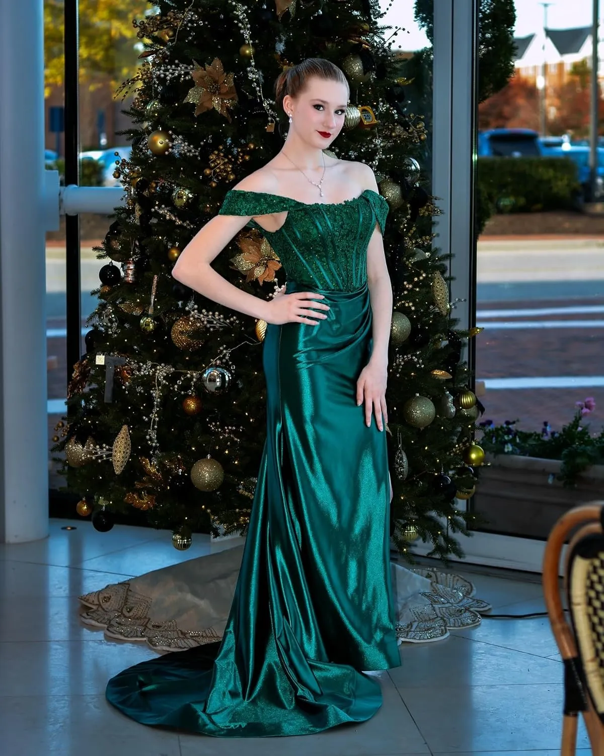 TIRAS Off Shoulder Lace Appliques Satin Prom Mermaid Dresses for Women 2025 Long Split Formal Evening Gown CM263
