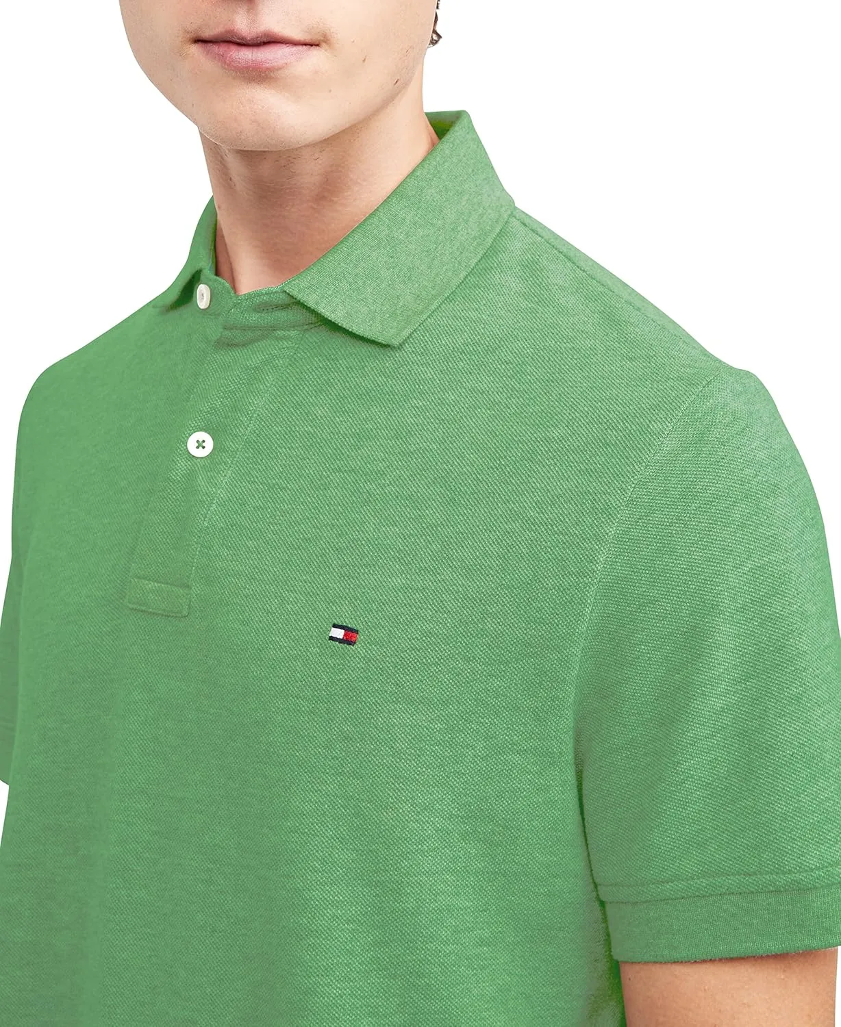 Tommy Hilfiger Men's Short Sleeve Cotton Pique Polo Shirt in Classic Fit