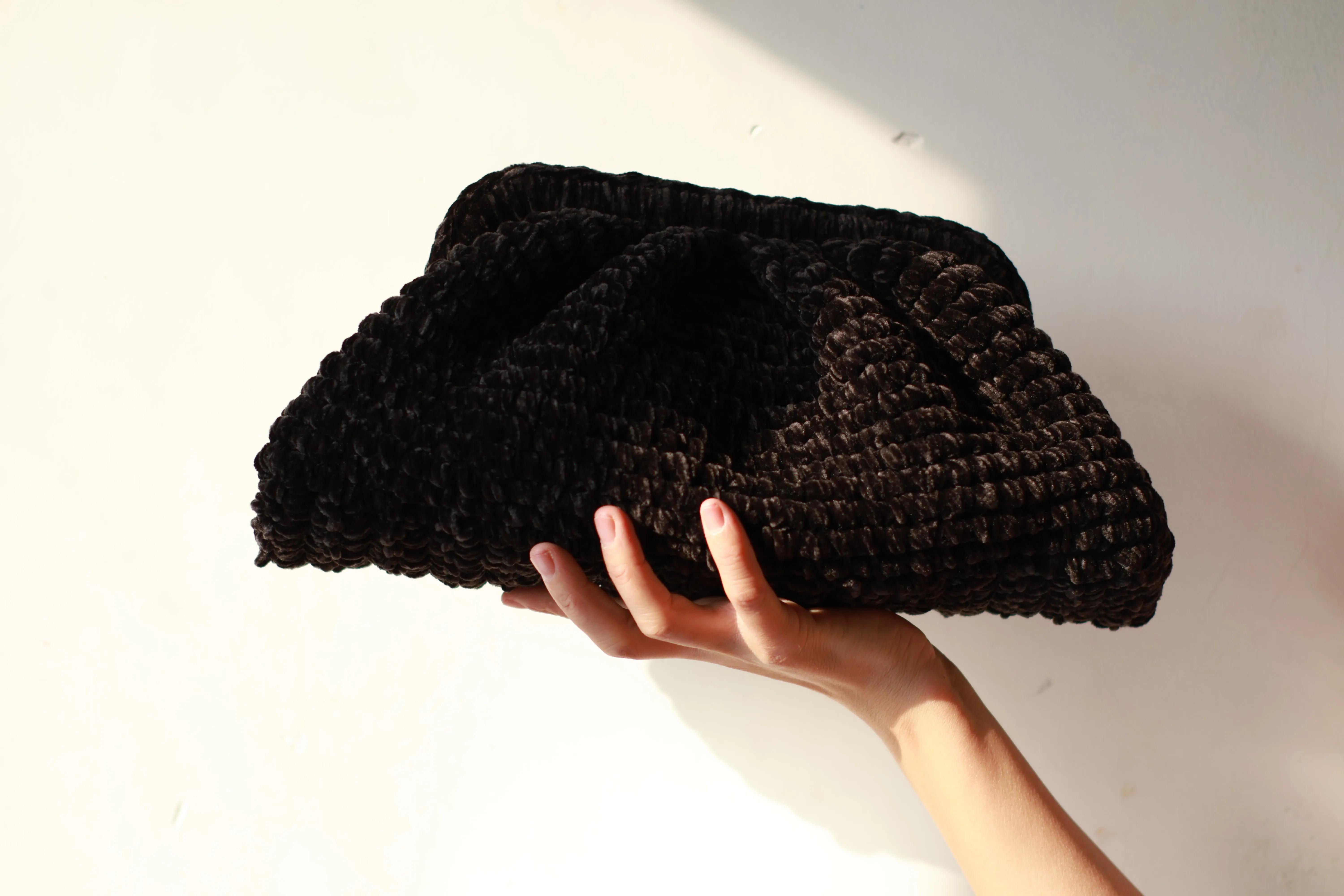 Velvet Cloud Clutch Bag Black-Aunty