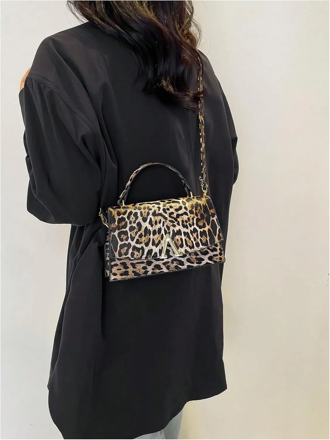Verdusa Women's Leopard Print PU Leather Shoulder Handbags Pressed Flap Square Crossbody Bag