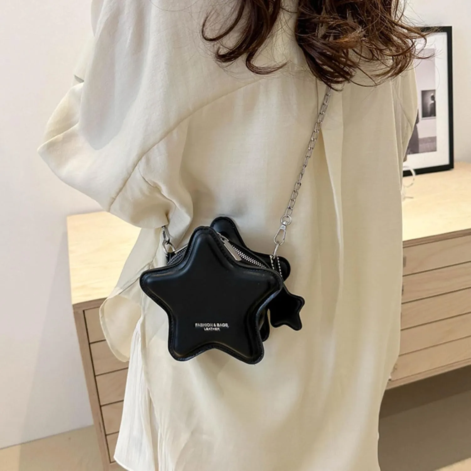 Women PU Leather Shoulder Bag Cute Star Shape Sparkly Metallic Crossbody Bag with Metal Chain Small Purse for Shopping