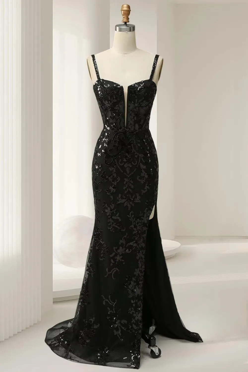 Women's Lace Applicque Spaghetti Strap Prom Dresses with Slit Tulle Mermaid Long Ball Gowns DI015