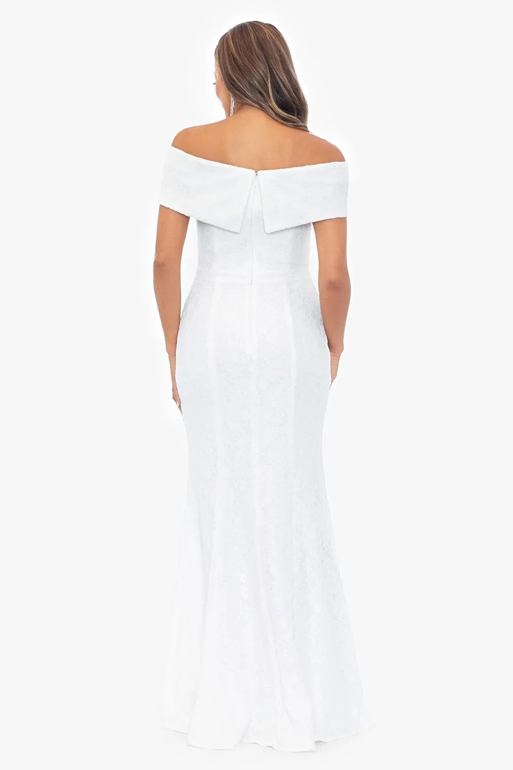 Xscape Women's Off Shoulder Lace Maxi Dress with Sweetheart Neckline