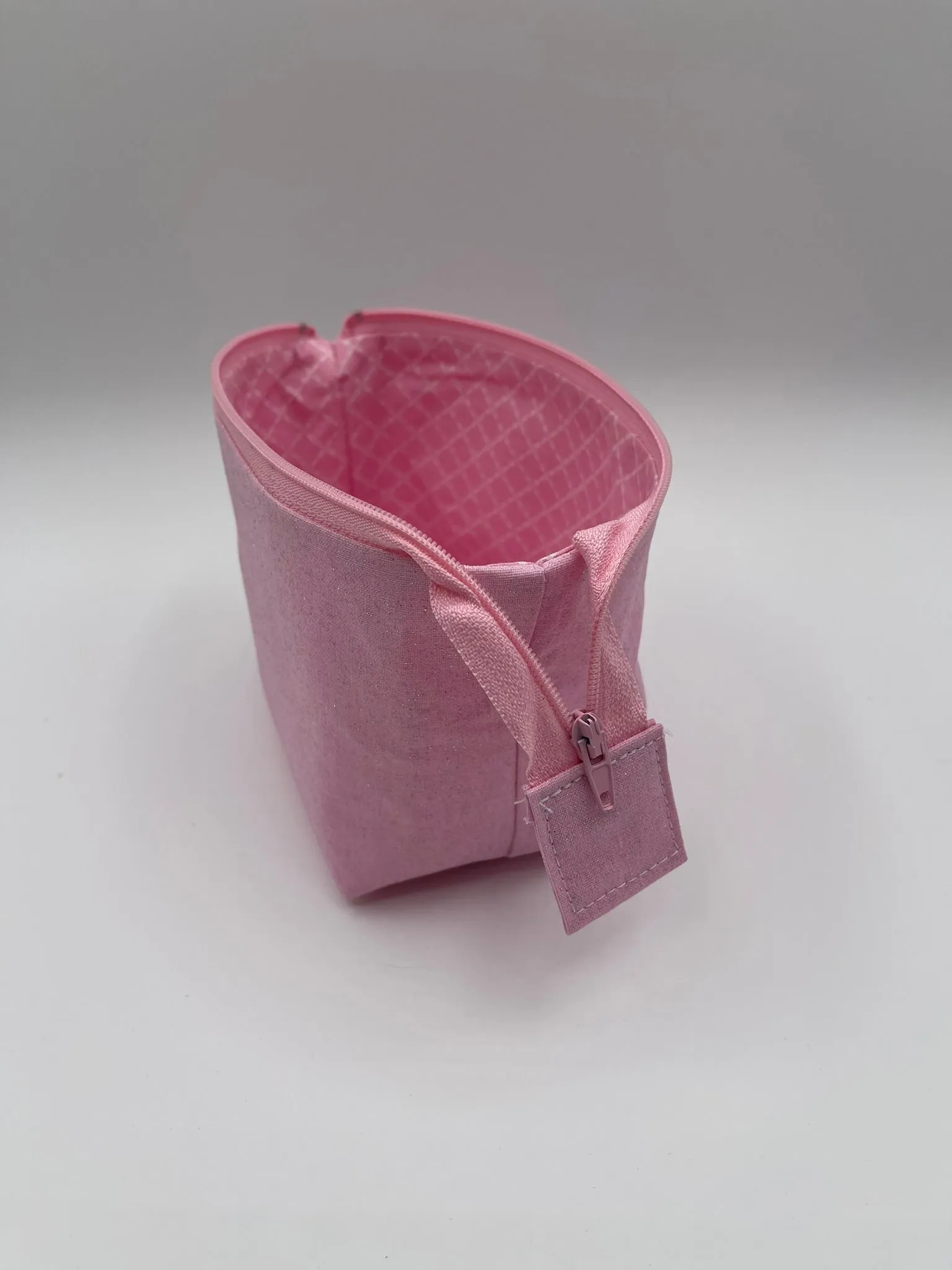 Zipper Bucket Bag - Sparkly Pink